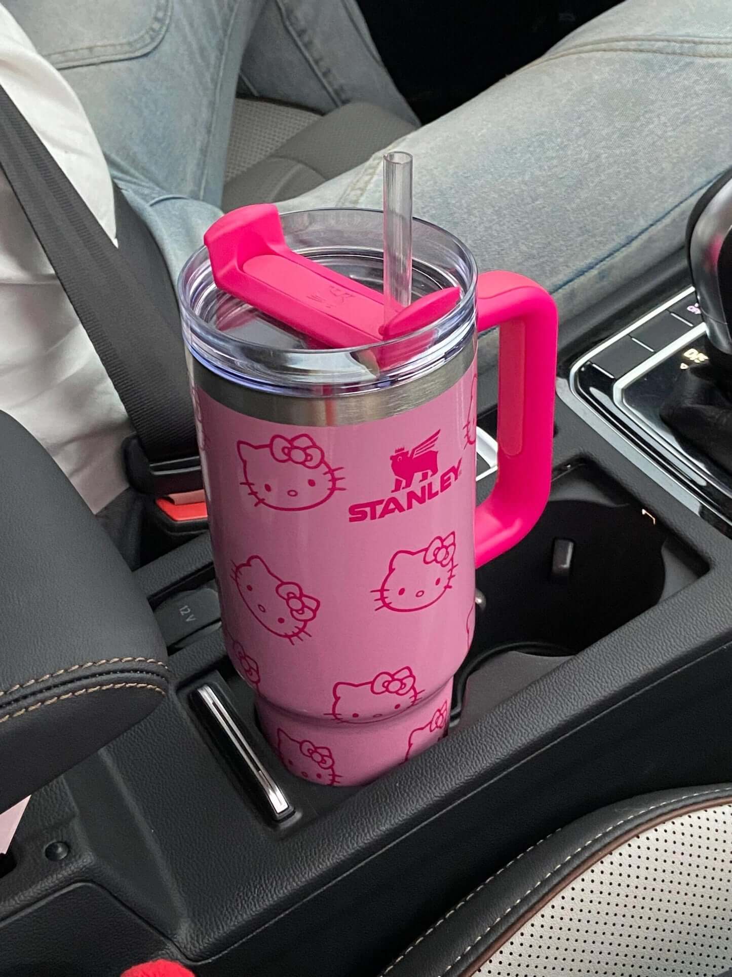 Coolvaya Hello Kitty Limited Edition 40 Oz