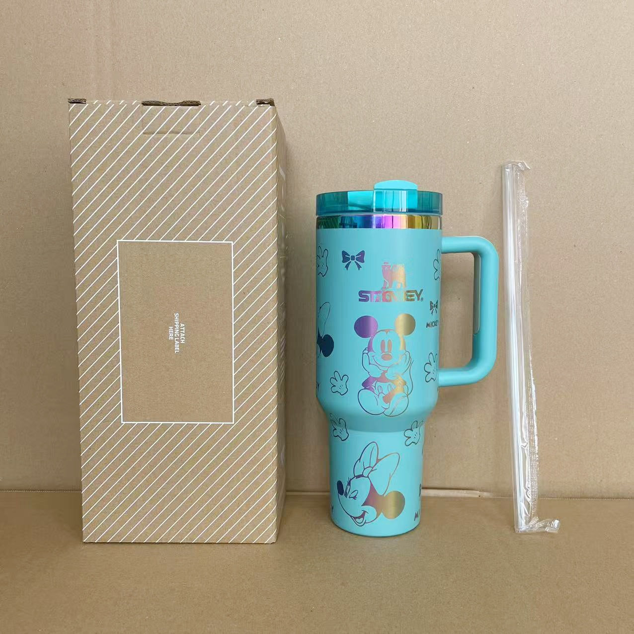 Coolvaya Mickey & Minnie Limited Edition 40oz Tumbler (with Straw Lid)