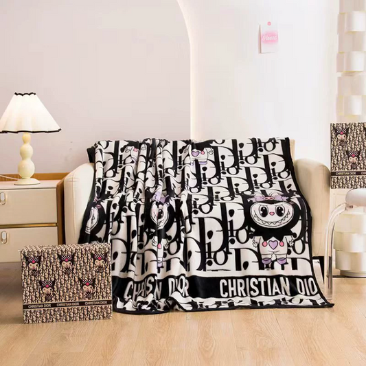 Coolvaya® Labubu Dior-Inspired Flannel Fleece Blanket (130×200cm)